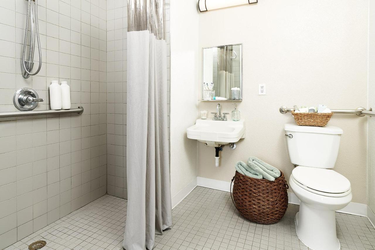 Intown Suites Extended Stay Raleigh Nc- Capital Blvd Kültér fotó