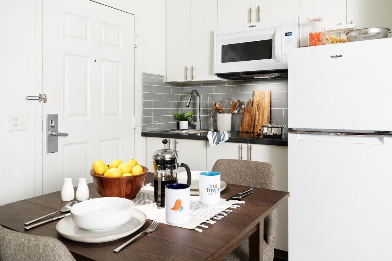 Intown Suites Extended Stay Raleigh Nc- Capital Blvd Kültér fotó