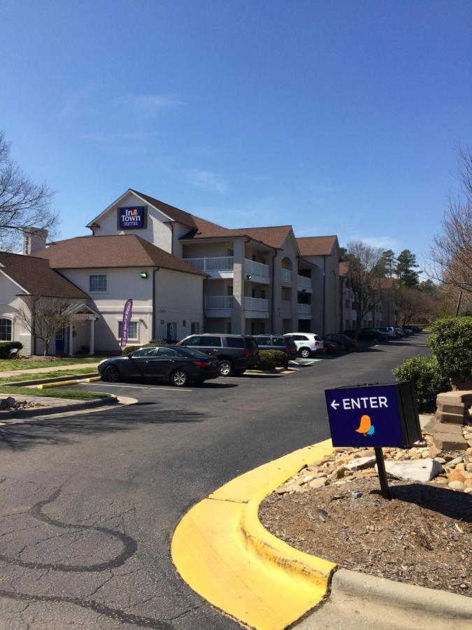 Intown Suites Extended Stay Raleigh Nc- Capital Blvd Kültér fotó