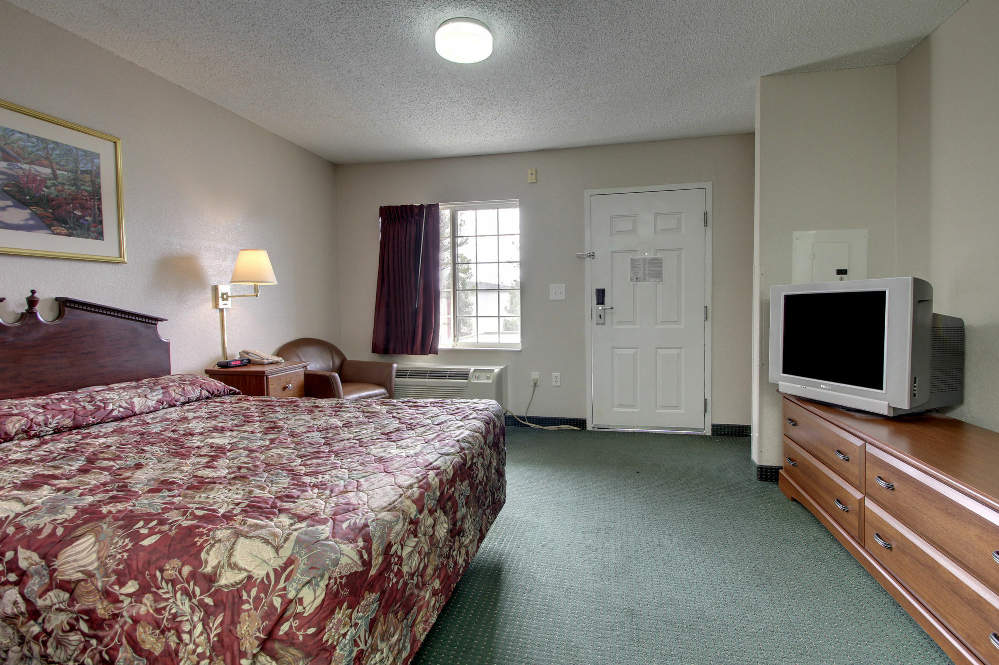 Intown Suites Extended Stay Raleigh Nc- Capital Blvd Kültér fotó